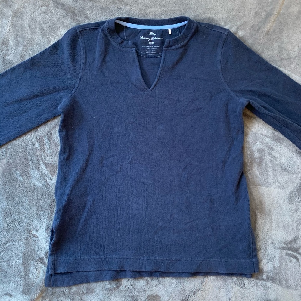 Men’s Tommy Bahama Split Crew Neck Sweater🐬